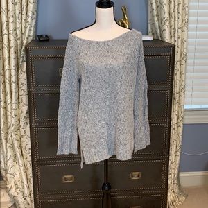 Hinge oversized sweater